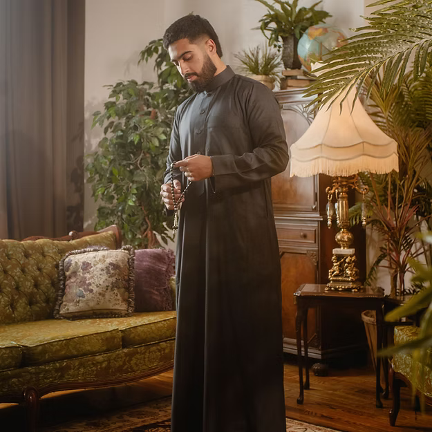 Al-Aseel Winter Thobe Black